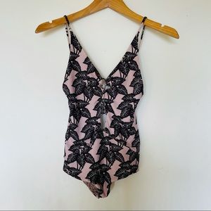 ❌SOLD❌Acacia Kokomo in Black Elephant